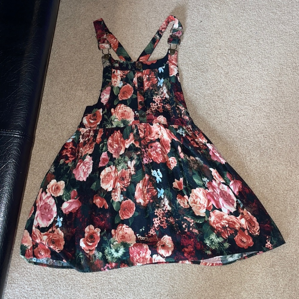 Overall style floral dress